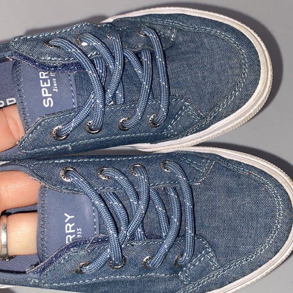 Sperry Boy’s Denim Jean Slip On Velcro Sneakers Memory Foam Size 12 - Picture 8 of 12